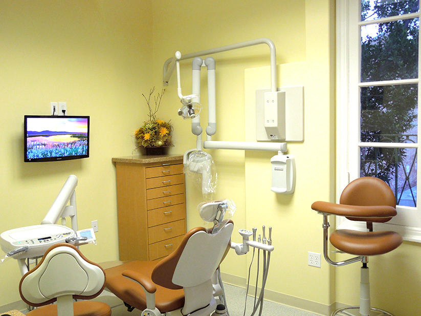 Relaxed Dental Office Pasadena
